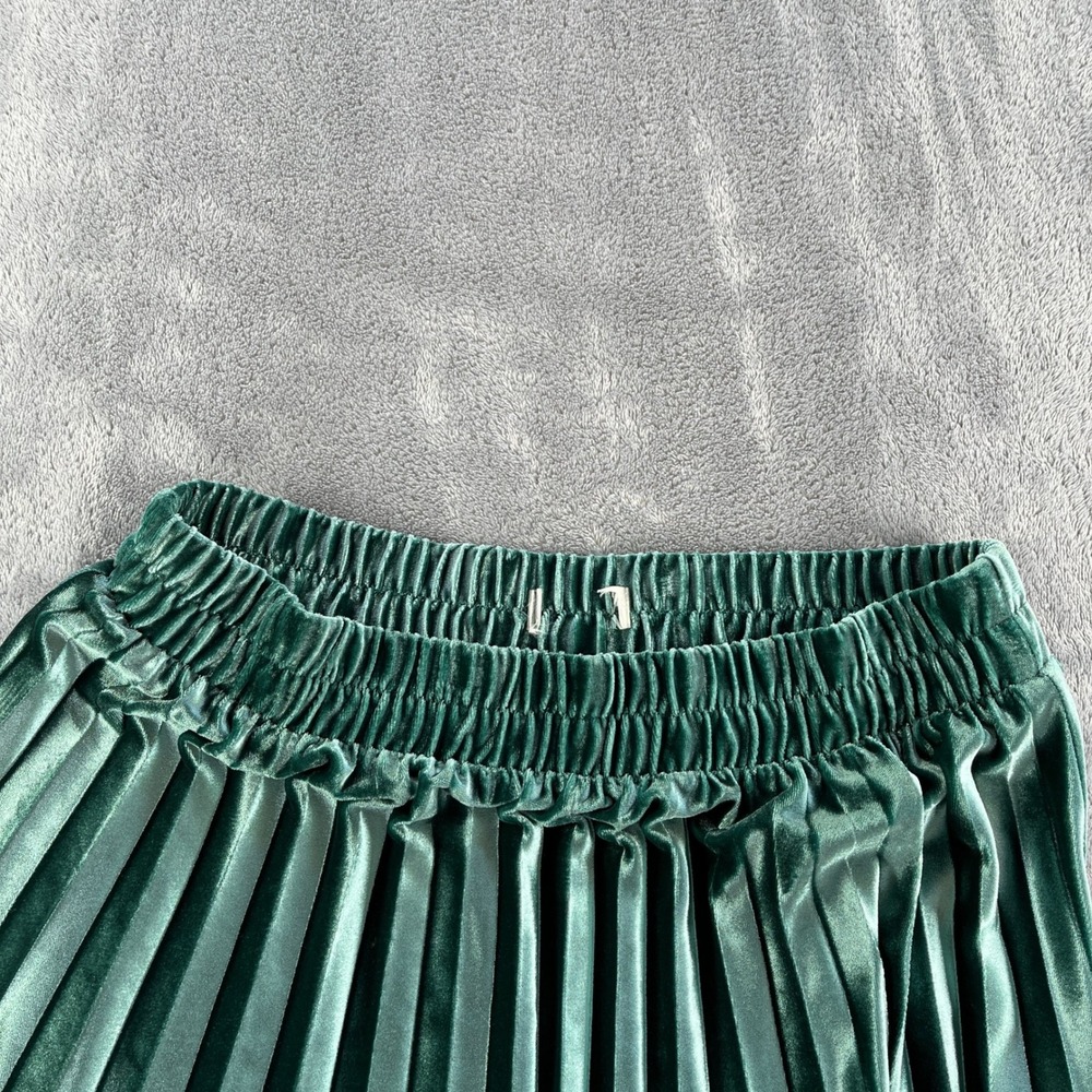 On 34th Velvet Pleated Midi Skirt M Emerald Green Elastic Waist Modest Spring - Picture 5 of 11